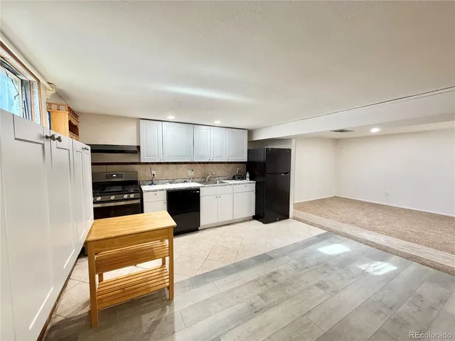 $1,700 | 4260 East Fremont Avenue, Centennial, CO 80122