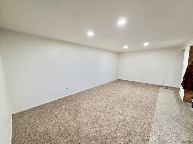 $1,700 | 4260 East Fremont Avenue, Centennial, CO 80122