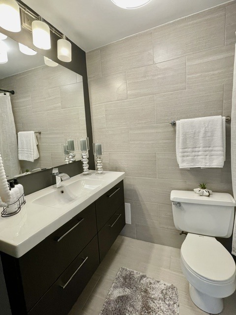 5445 North Sheridan Road, Unit 2510 Chicago, IL 60640 - Photo 11 of 18 Gallery Image 11