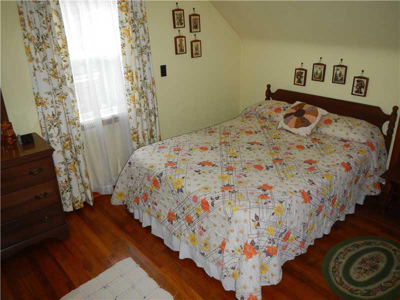 313 High Street Elizabeth, PA 15037 - Photo 18 of 20 Bedroom.