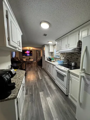 $78,500 | 206 Plantation Boulevard, Lake Worth, FL 33467