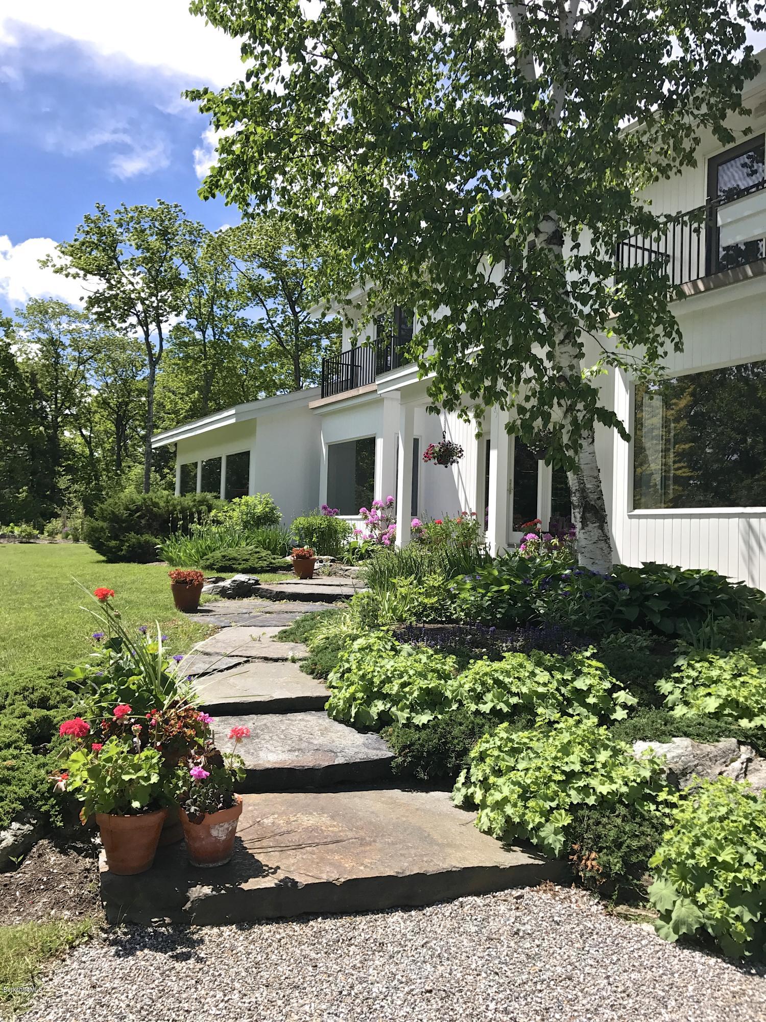 51 Maple Hill Road West Stockbridge, MA 01266 - Photo 3 of 58 IMG_0486