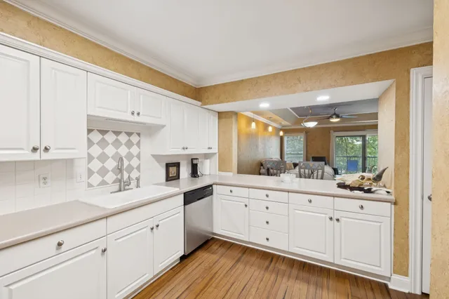 $399,995 | 2133 Lakeshore Drive, Old Hickory, TN 37138