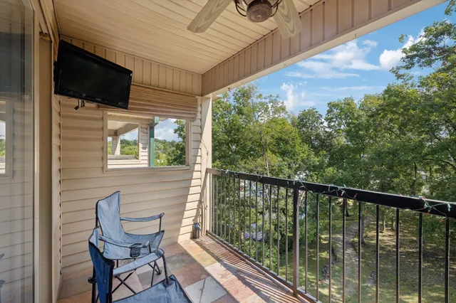 $399,995 | 2133 Lakeshore Drive, Old Hickory, TN 37138