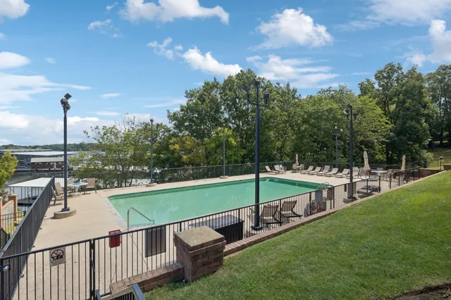 $399,995 | 2133 Lakeshore Drive, Old Hickory, TN 37138