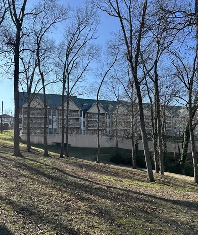 $399,995 | 2133 Lakeshore Drive, Old Hickory, TN 37138