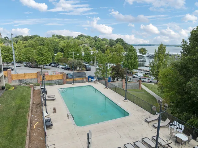 $399,995 | 2133 Lakeshore Drive, Old Hickory, TN 37138