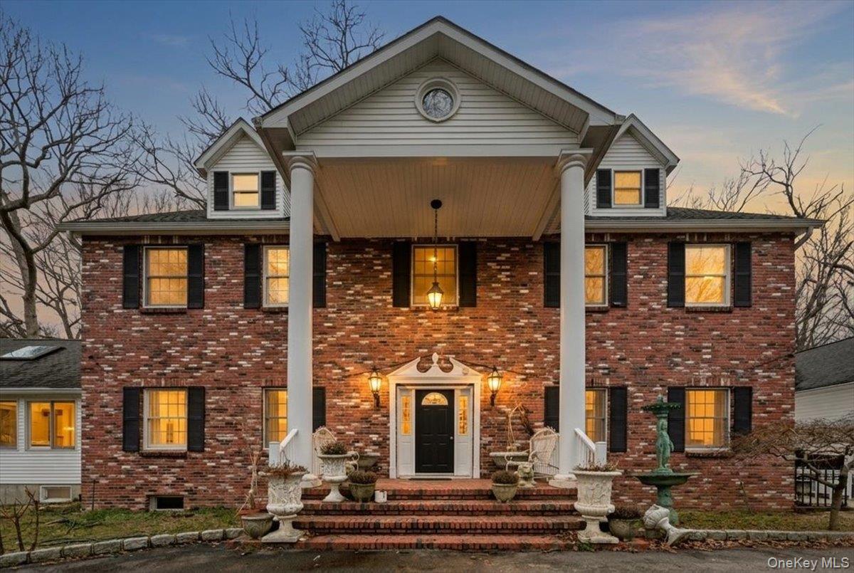 48 Private Road Calverton, NY 11933 - Photo 2 of 16