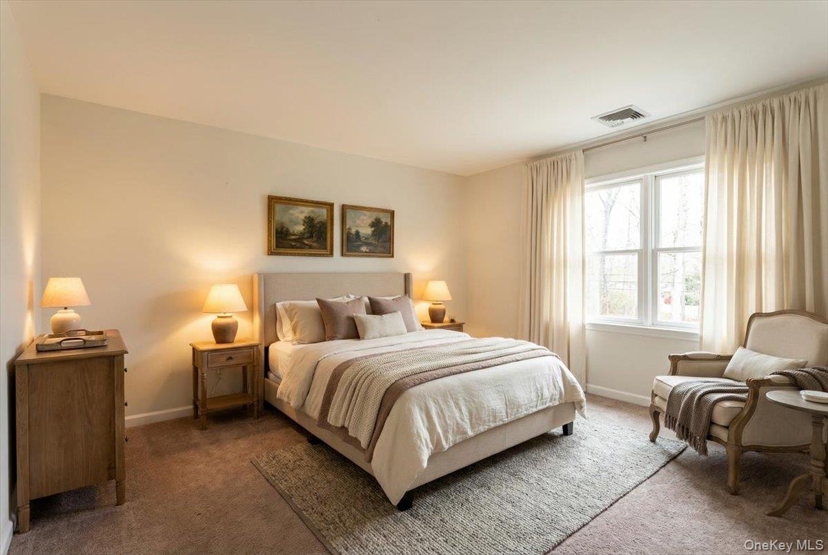 48 Private Road Calverton, NY 11933 - Photo 8 of 16