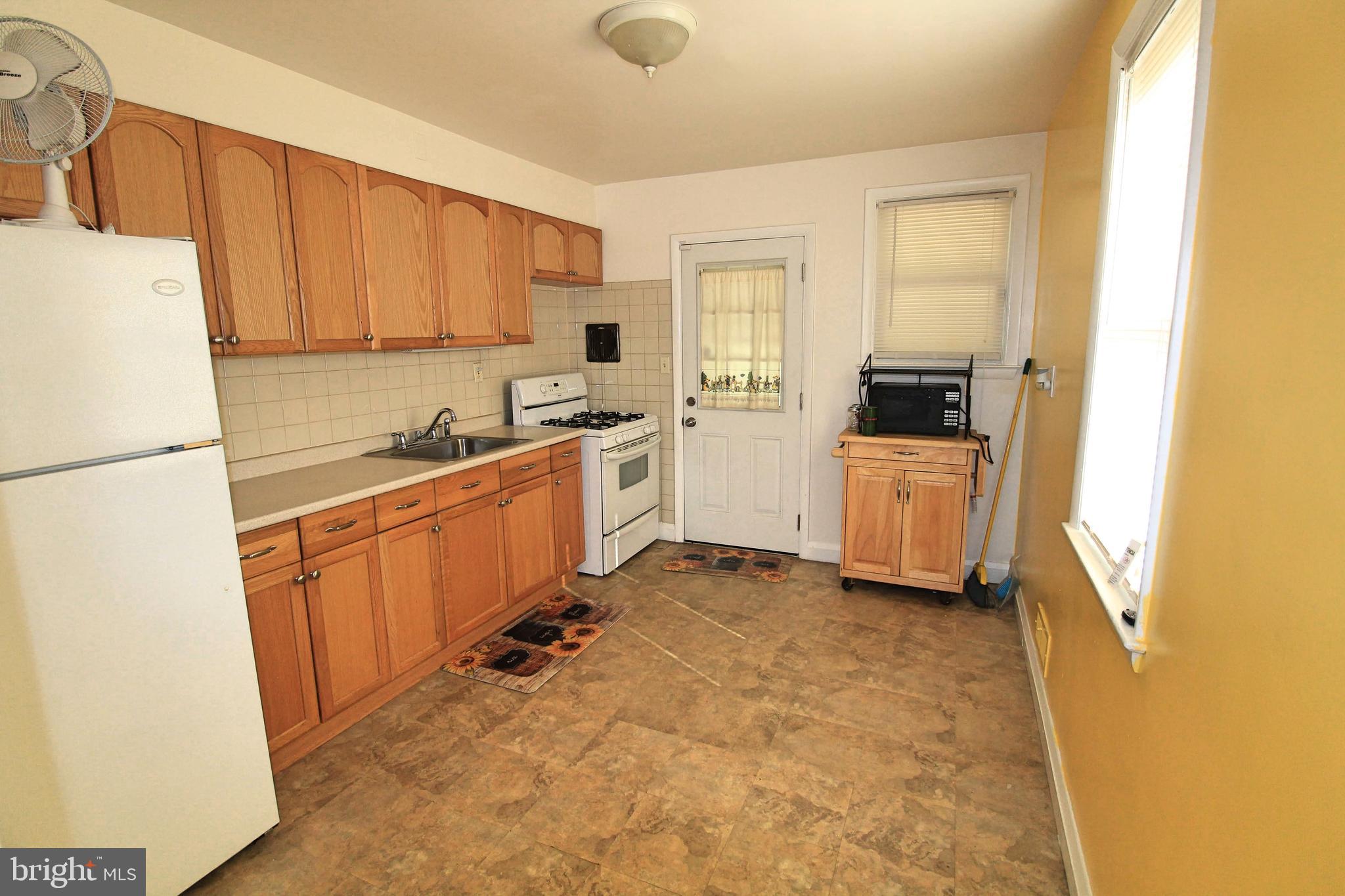 6915 Chambers Road Baltimore, MD 21234 - Photo 14 of 36 Gallery Image 14