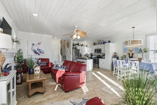 $975,000 | 5040 West Avenue, Unit 1, Ocean City, NJ 08226