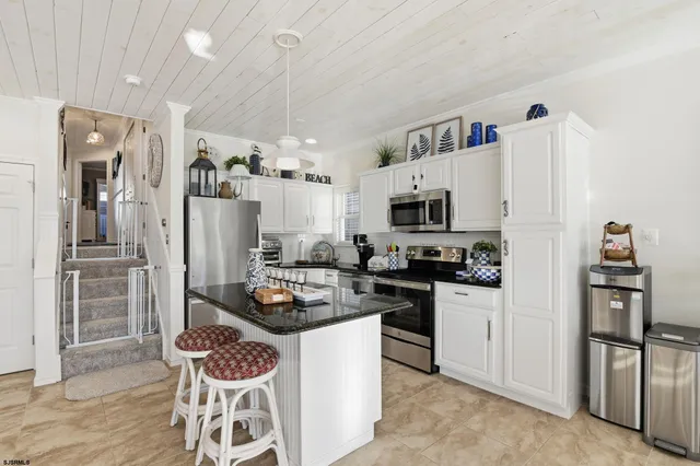 $975,000 | 5040 West Avenue, Unit 1, Ocean City, NJ 08226