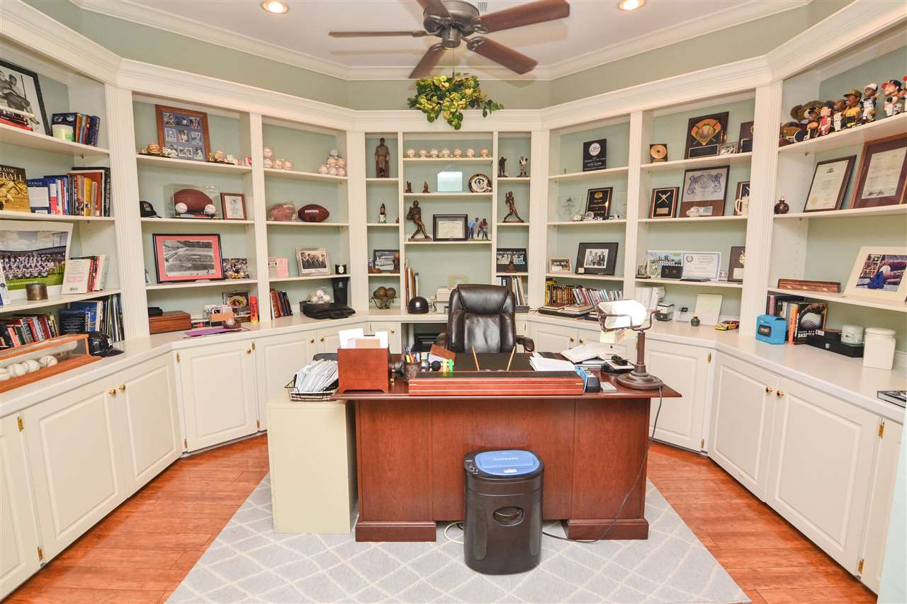 4842 Mayfield Road West Collierville, TN 38017 - Photo 12 of 25 Gallery Image 12