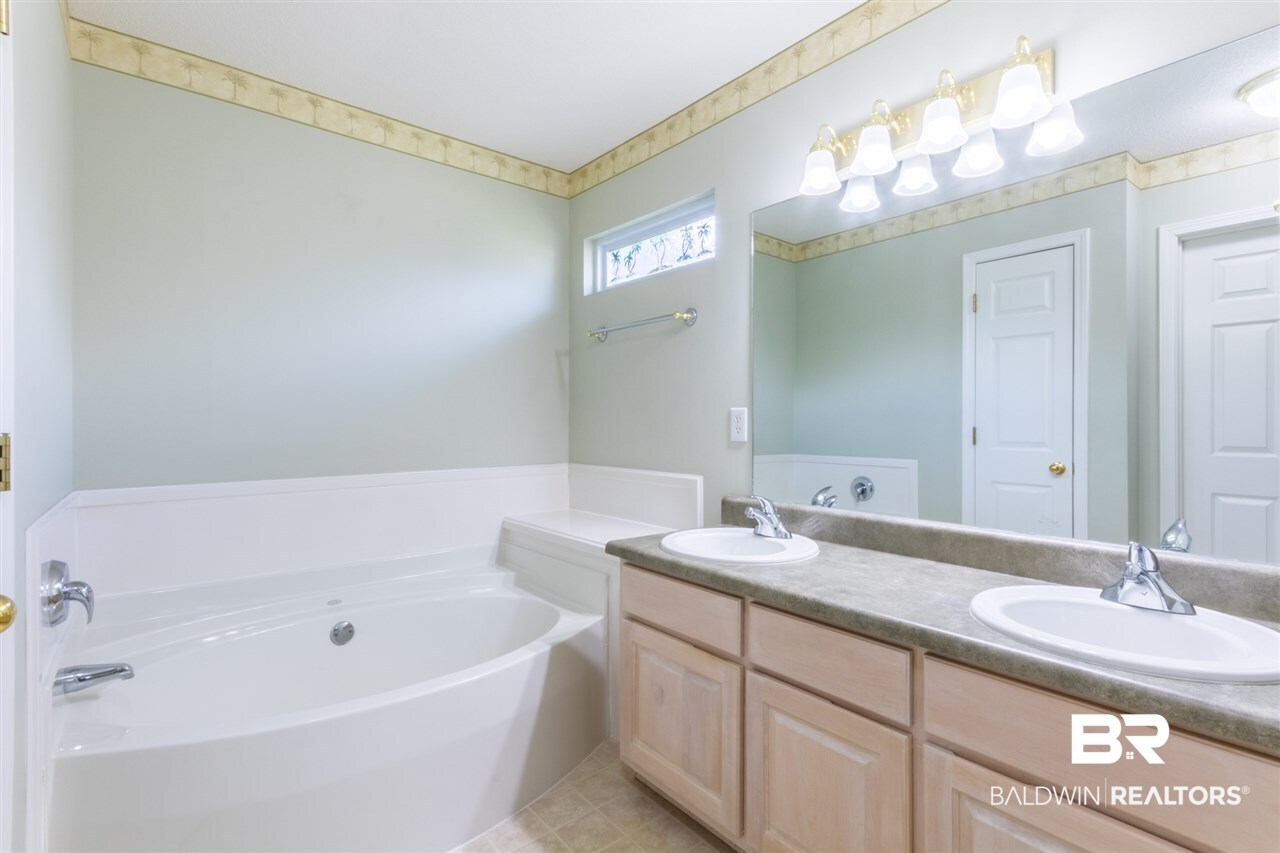 16351 East Indigo Loop Summerdale, AL 36580 - Photo 18 of 45