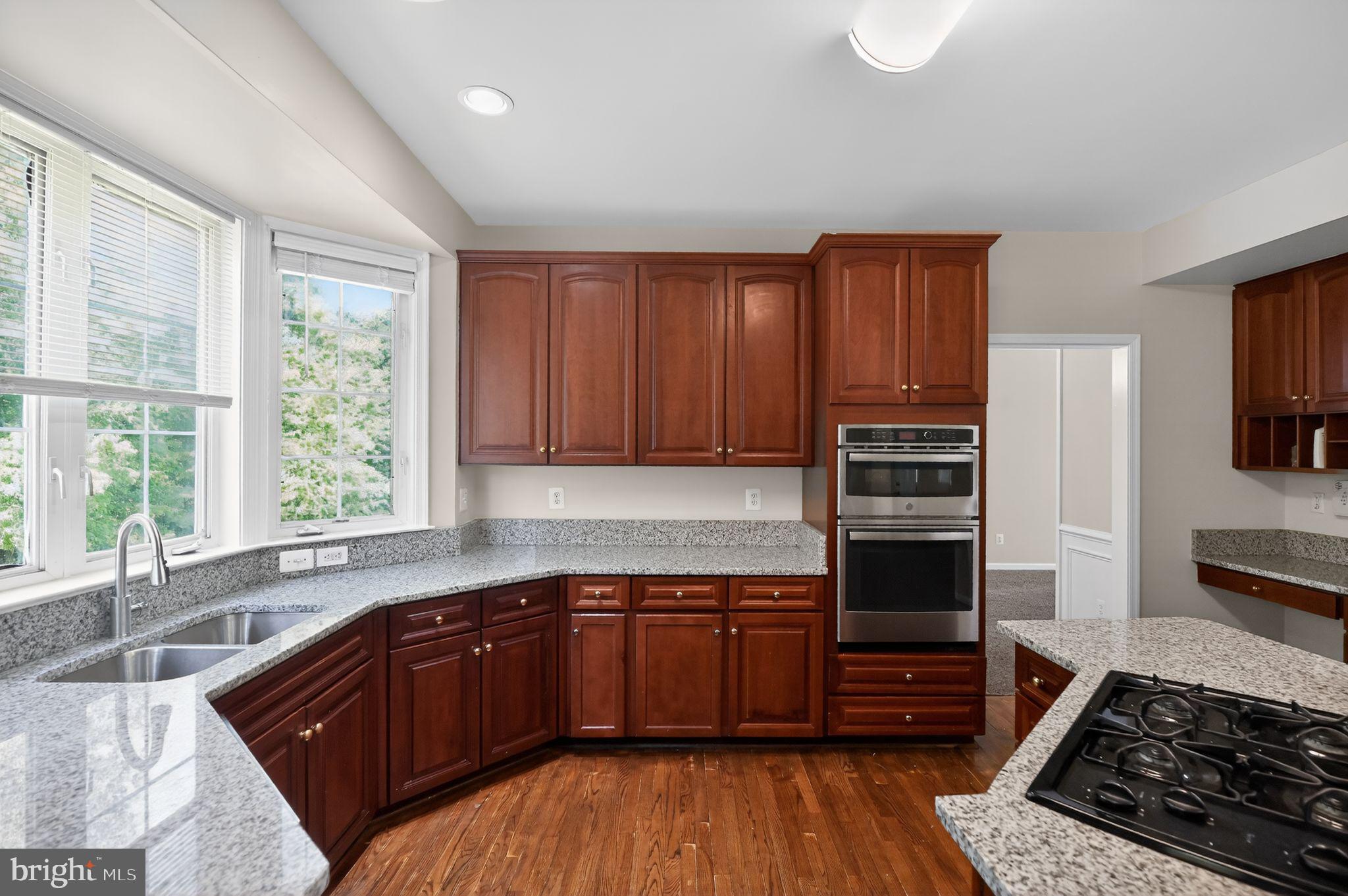 3627 Serendipity Road Woodbridge, VA 22193 - Photo 5 of 31
