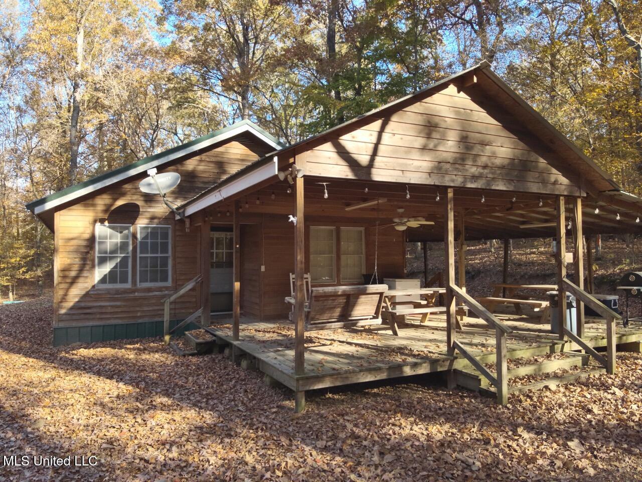 Paradise Road Bentonia, MS 39040 - Photo 23 of 42 DJI_20251118090059_0009_V Large