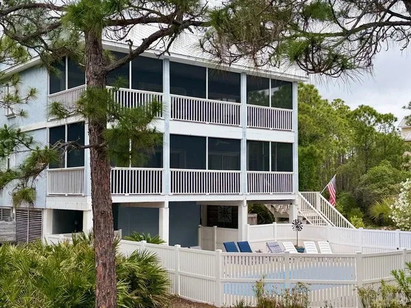 $899,000 | 1800 Denise Court East, St. George Island, FL 32328