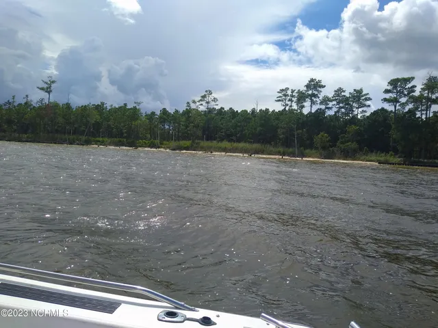 $215,000 | 228 Hopkins Seafood Road, Belhaven, NC 27810