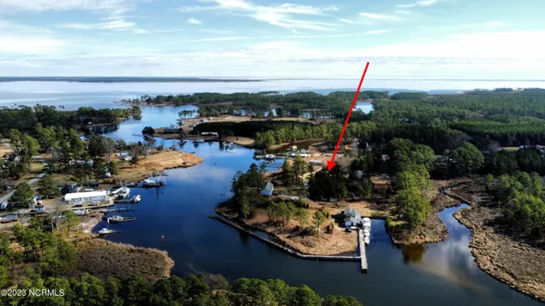 $189,000 | 228 Hopkins Seafood Road, Belhaven, NC 27810