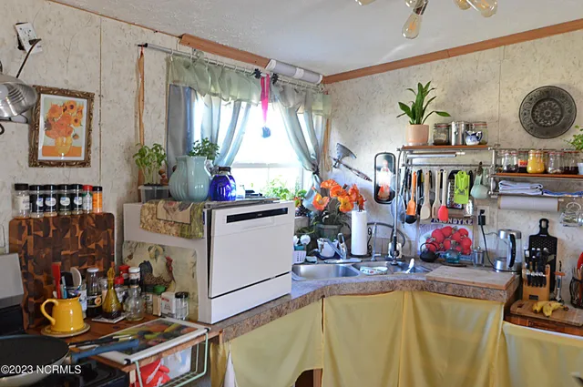 $215,000 | 228 Hopkins Seafood Road, Belhaven, NC 27810