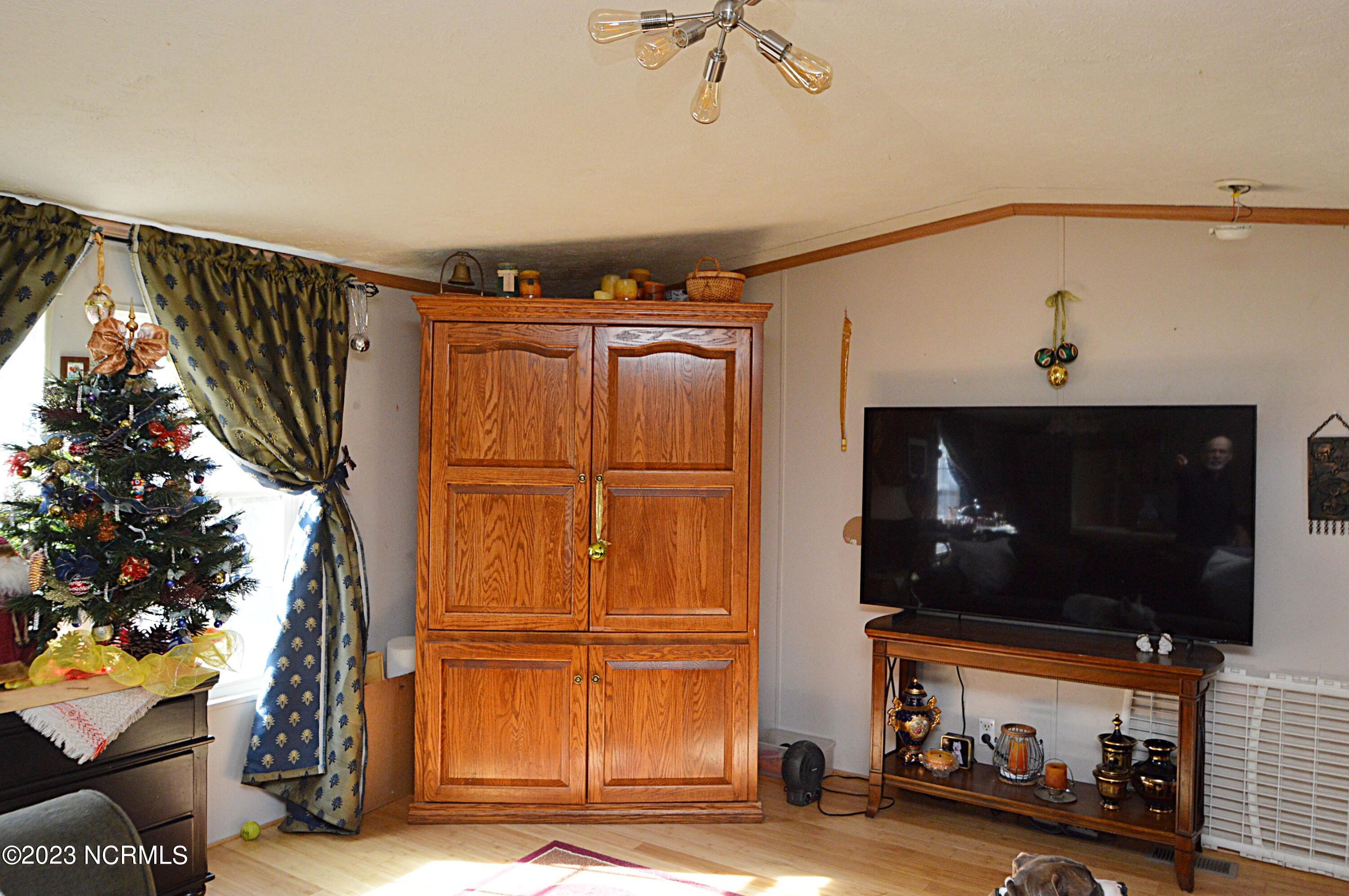 228 Hopkins Seafood Road Belhaven, NC 27810 - Photo 33 of 40 DSC_1229