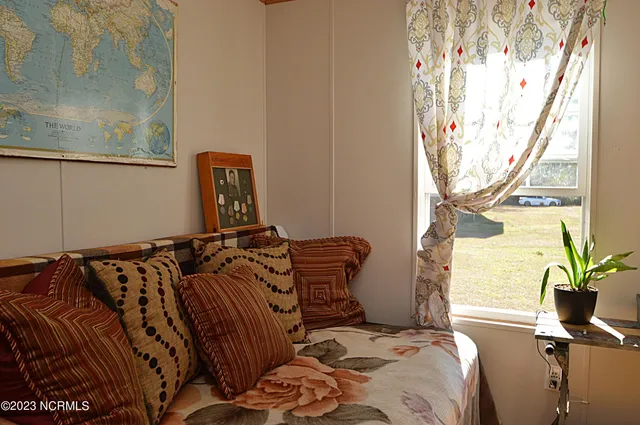 $215,000 | 228 Hopkins Seafood Road, Belhaven, NC 27810