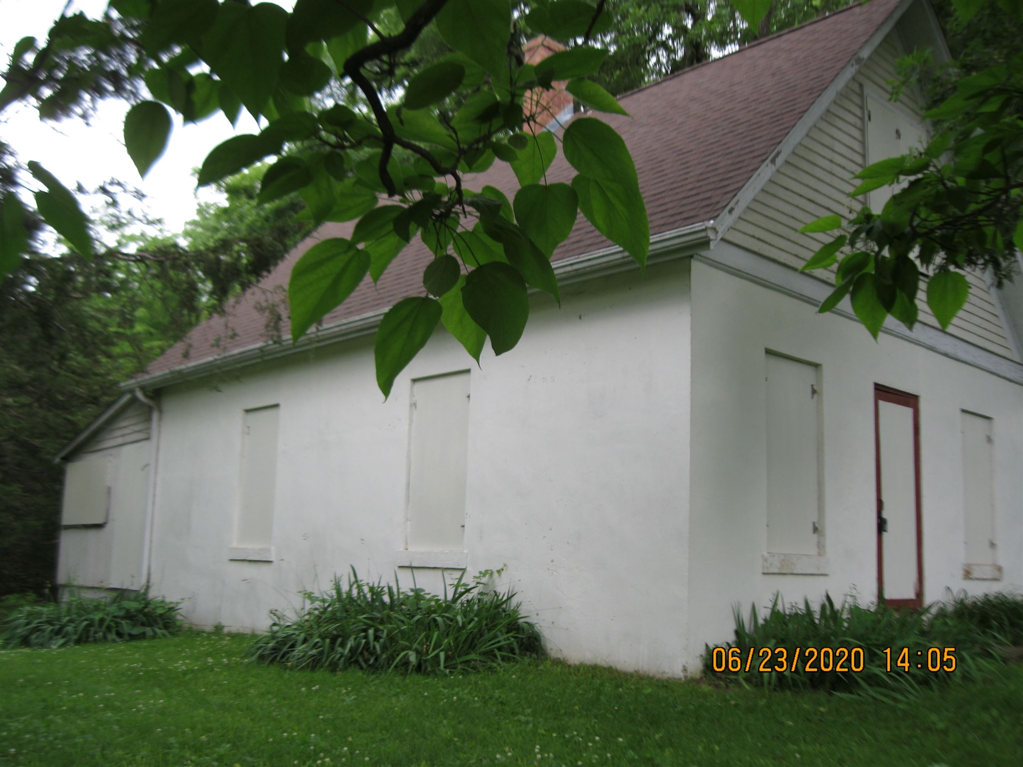 3223 Harts Mill Road Clinton, IA 52732 - Photo 3 of 18 Gallery Image 3