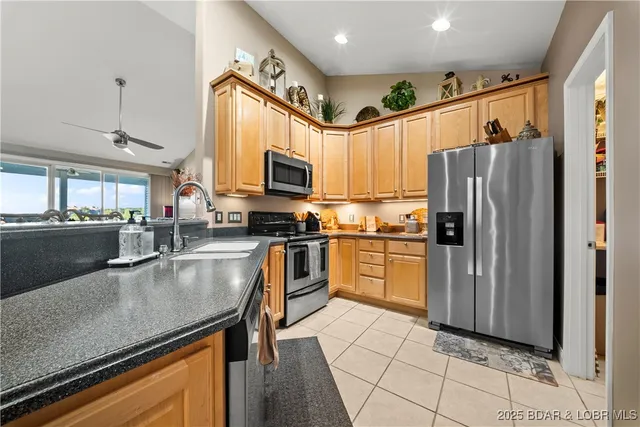 $579,000 | 4499 Ski Drive, Unit 242, Osage Beach, MO 65065