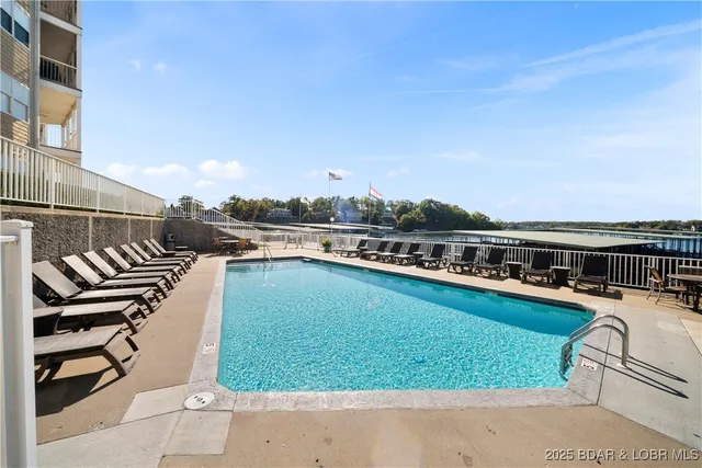 $579,000 | 4499 Ski Drive, Unit 242, Osage Beach, MO 65065