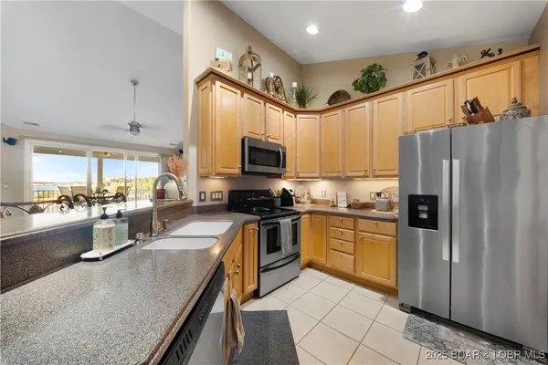 $579,000 | 4499 Ski Drive, Unit 242, Osage Beach, MO 65065