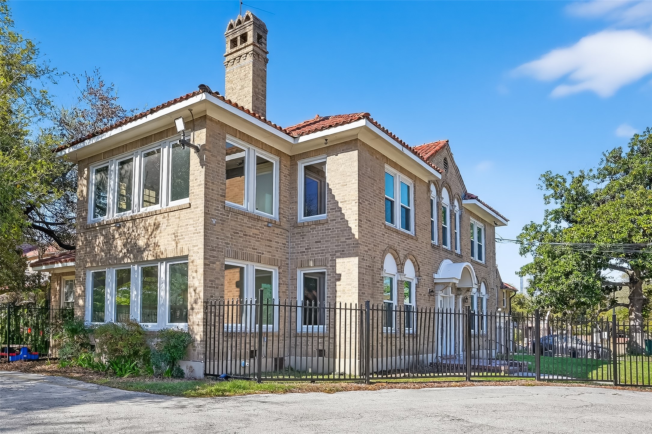 3410 Austin Street Houston, TX 77004 - Photo 2 of 44