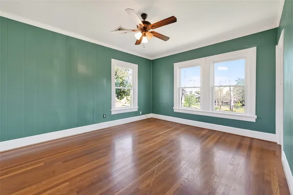 $3,700 | 3410 Austin Street, Houston, TX 77004