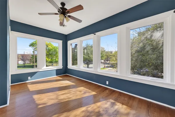 $3,700 | 3410 Austin Street, Houston, TX 77004