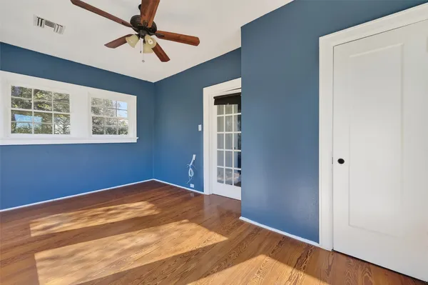 $3,700 | 3410 Austin Street, Houston, TX 77004