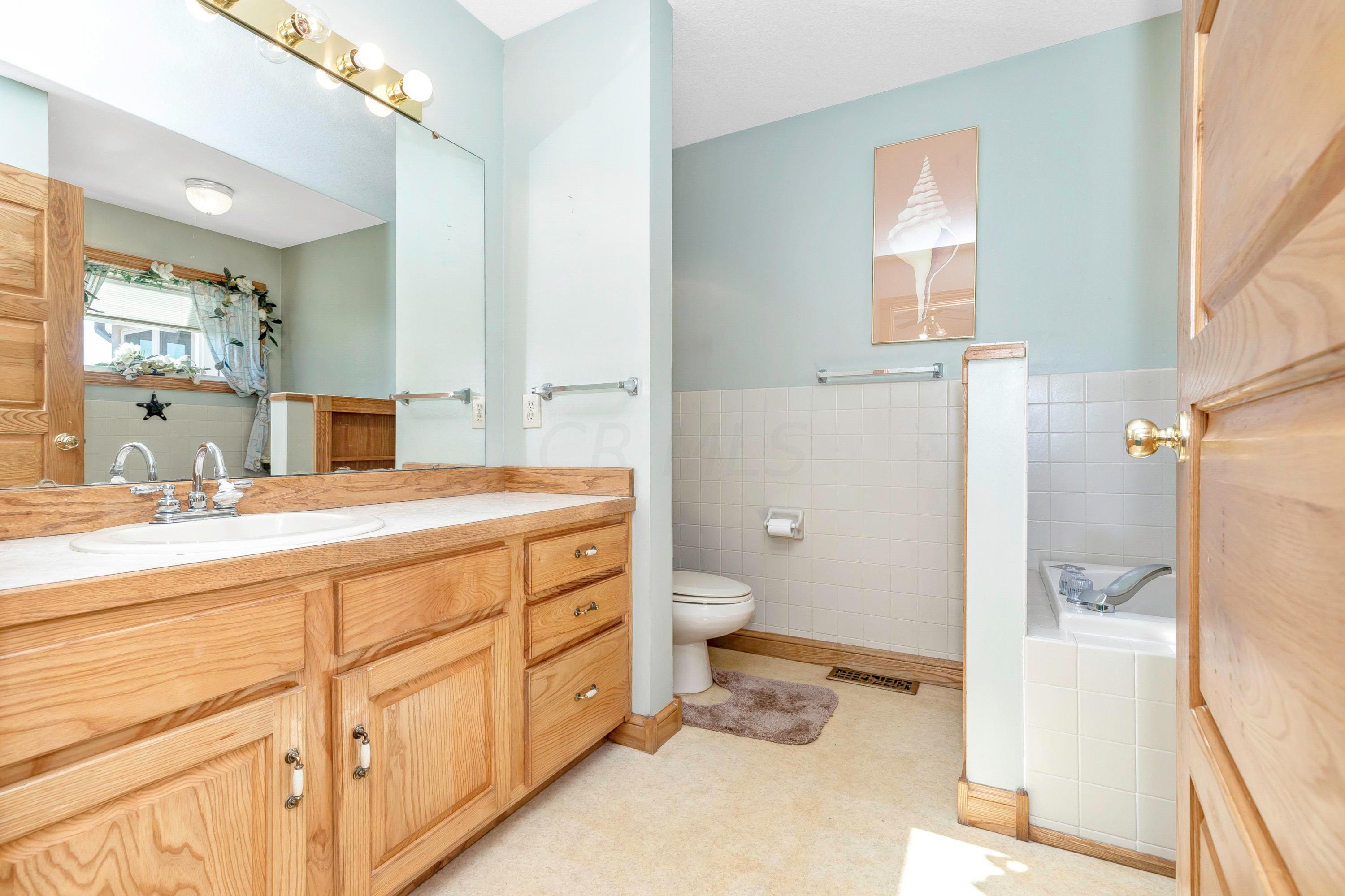 2495 Seminary Road Southeast Heath, OH 43056 - Photo 19 of 30 Gallery Image 19
