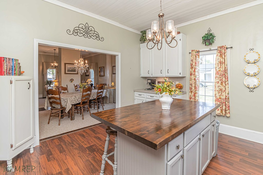 102 S Street Fremont, NC 27830 - Photo 11 of 34