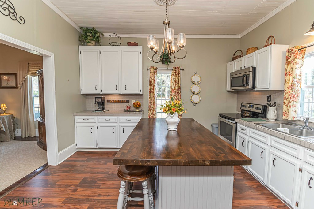 102 S Street Fremont, NC 27830 - Photo 14 of 34