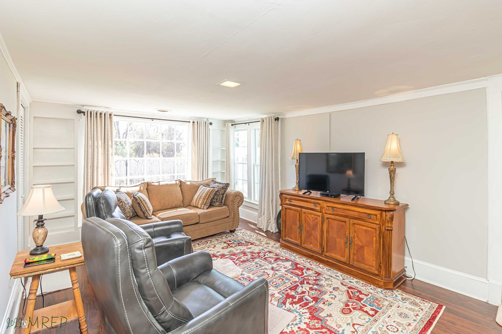 102 S Street Fremont, NC 27830 - Photo 25 of 34