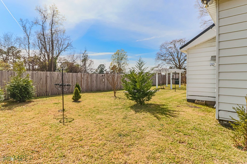 102 S Street Fremont, NC 27830 - Photo 27 of 34