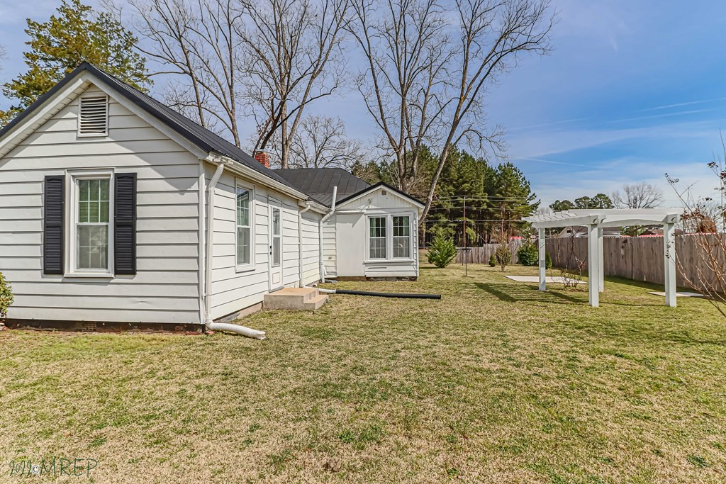 102 S Street Fremont, NC 27830 - Photo 30 of 34