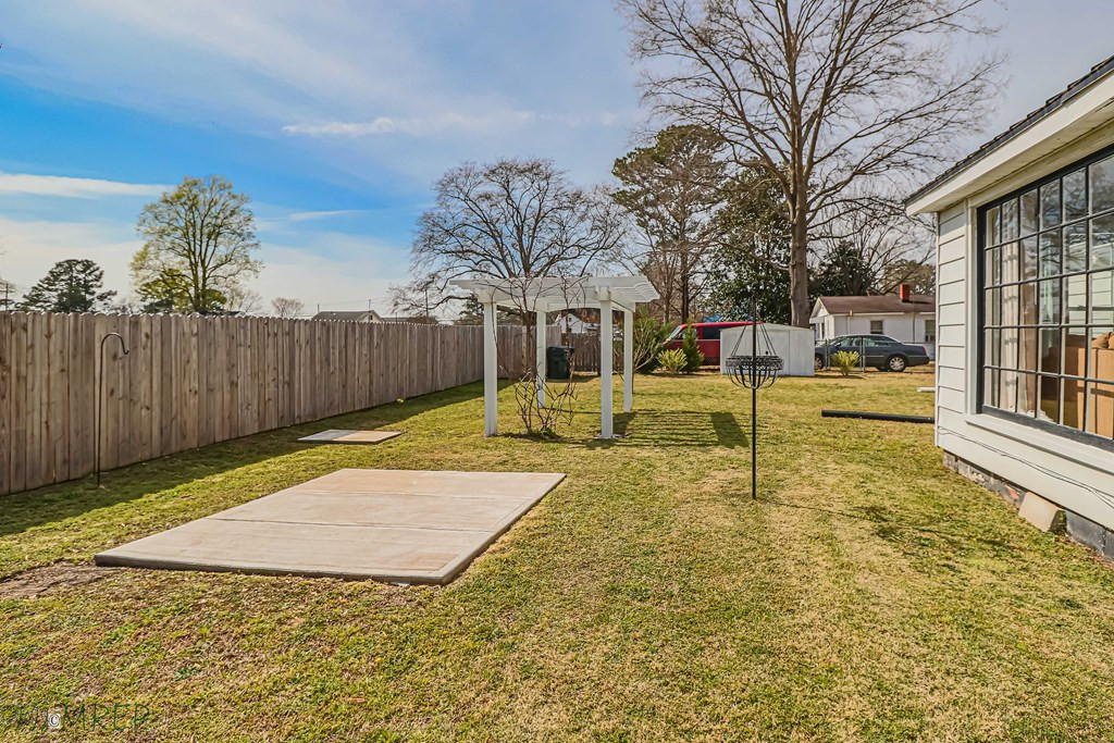 102 S Street Fremont, NC 27830 - Photo 32 of 34