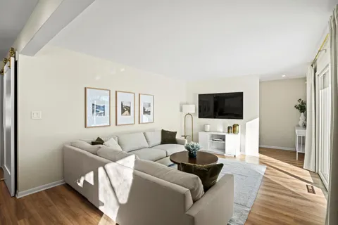 $799,000 | 9062 North Lake Drive, Bayside, WI 53217