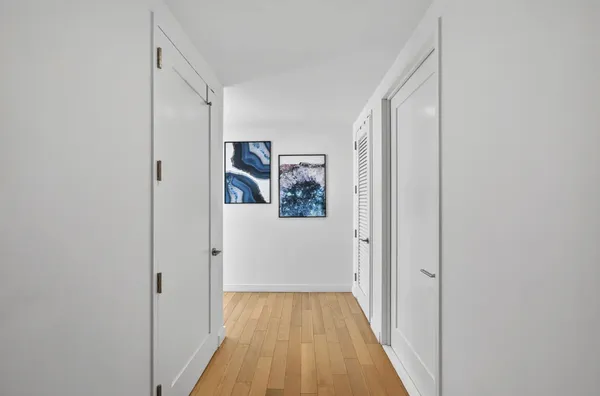 $1,990,000 | 34 North 7th Street, Unit 5H | Williamsburg