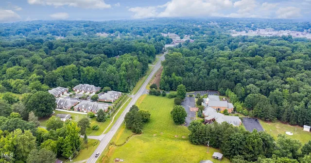 $305,000 | 128 Olde Manor Court, Siler City, NC 27344