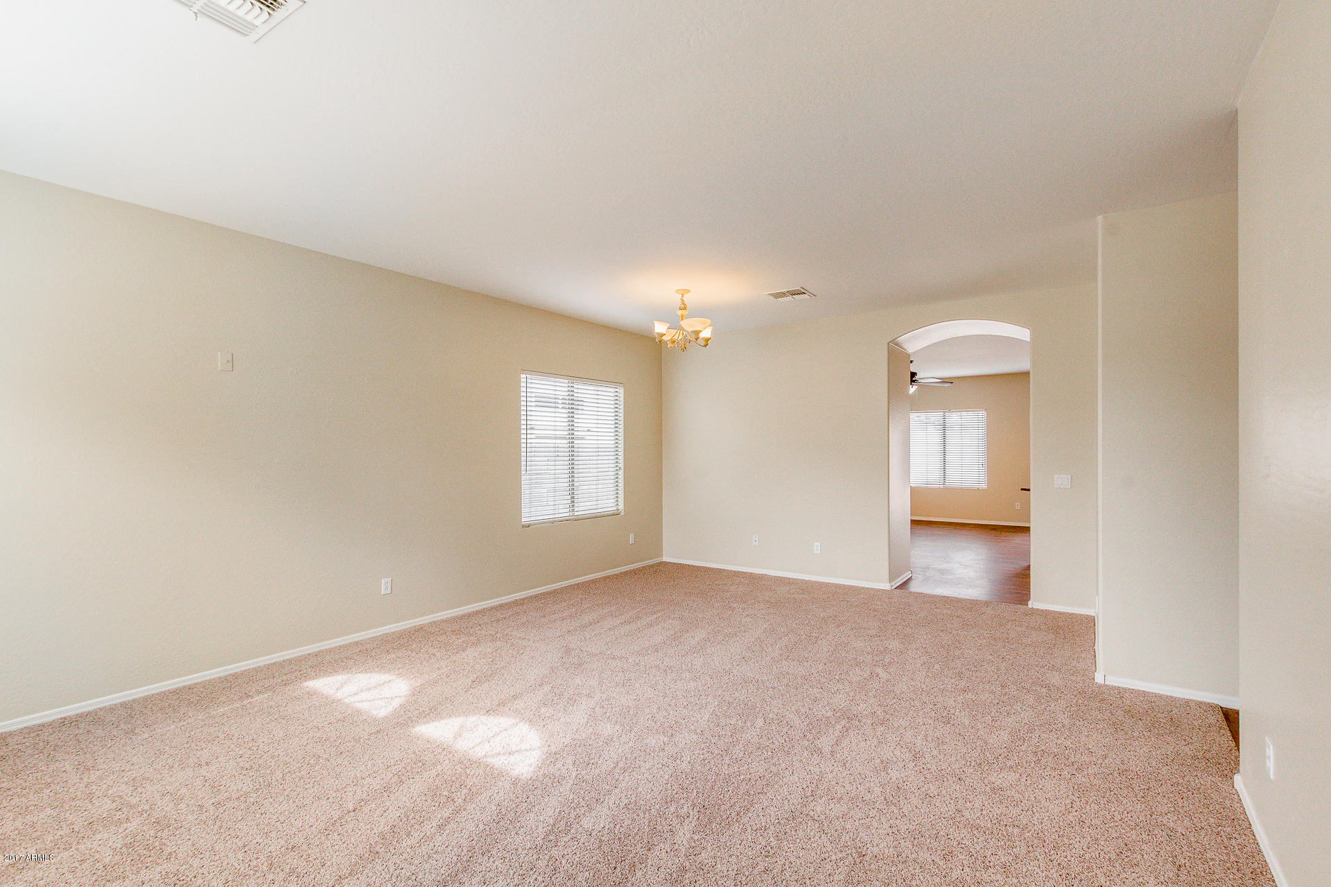7042 West Beverly Road Laveen, AZ 85339 - Photo 2 of 29 04-Beverly