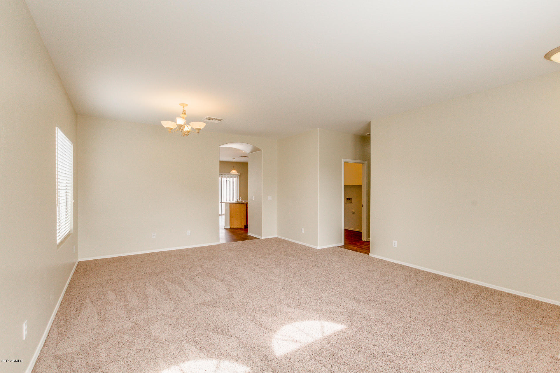 7042 West Beverly Road Laveen, AZ 85339 - Photo 3 of 29 05-Beverly
