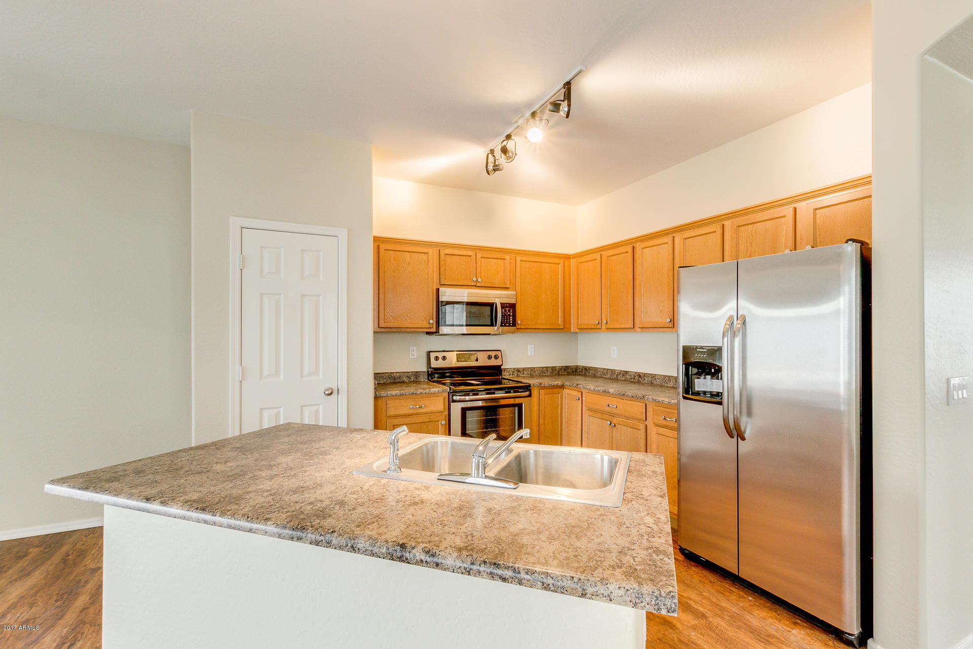 7042 West Beverly Road Laveen, AZ 85339 - Photo 10 of 29 12-Beverly