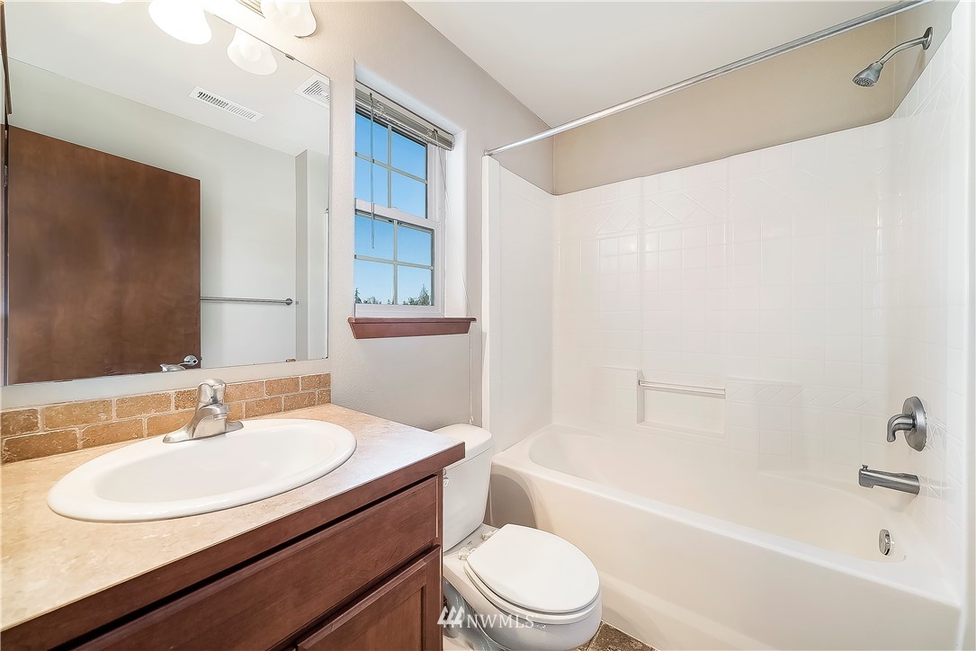 4745 Rochelle Street Southeast Lacey, WA 98503 - Photo 19 of 25 Gallery Image 19