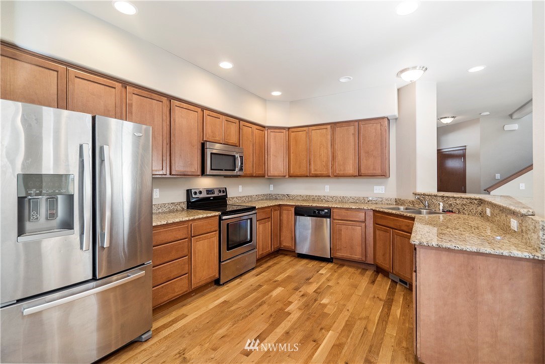 4745 Rochelle Street Southeast Lacey, WA 98503 - Photo 3 of 25 Gallery Image 3