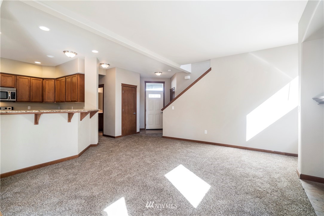 4745 Rochelle Street Southeast Lacey, WA 98503 - Photo 8 of 25 Gallery Image 8